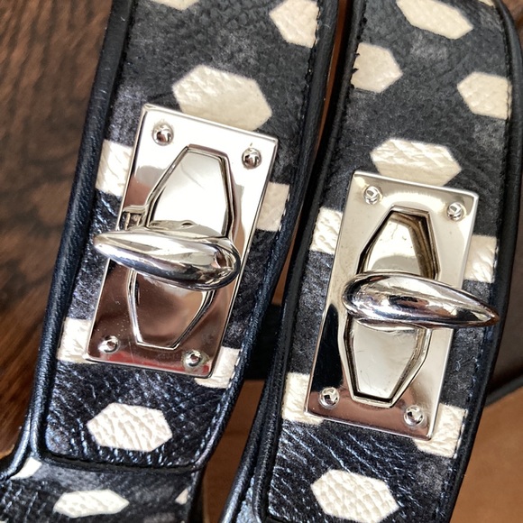 Givenchy high heel sandals - Picture 17 of 17